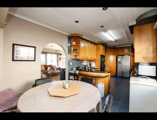 3 BEDROOM HOUSE FOR SALE IN AVOCA